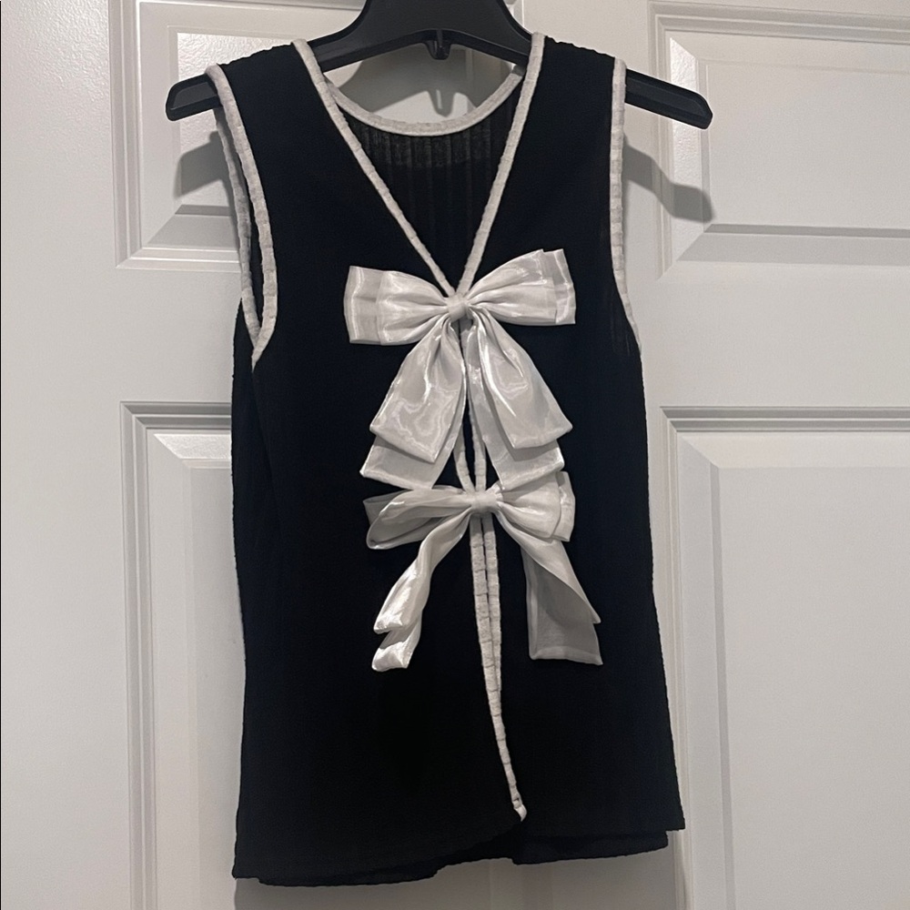 SHEIN Black Top with White Bow Accent